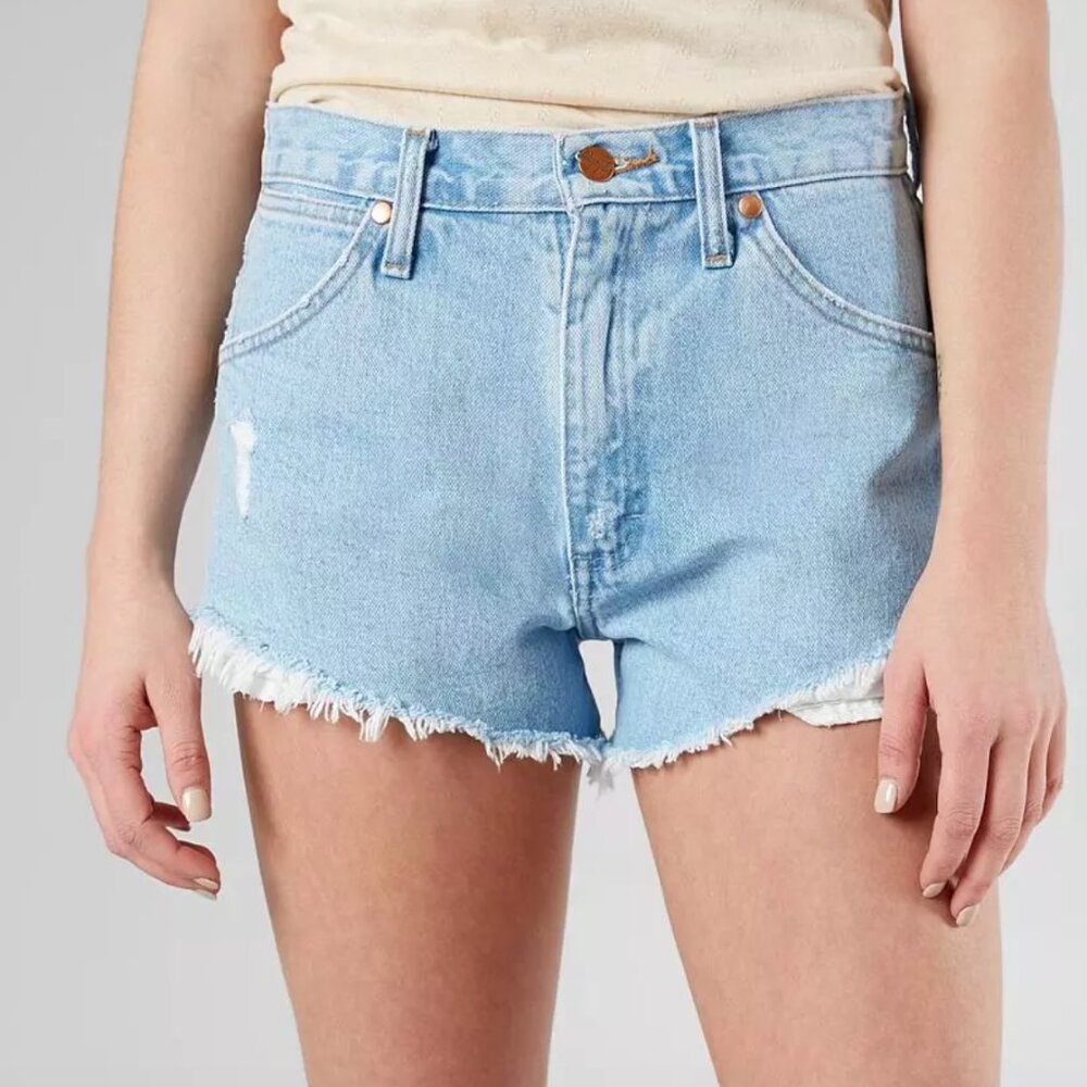Wrangler Women's Reworked Cut-Off Denim Short Size 28